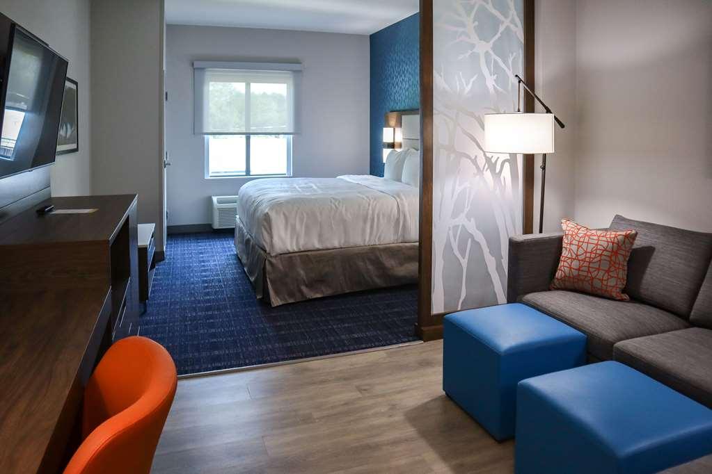 Comfort Suites Gainesville Near University Rum bild