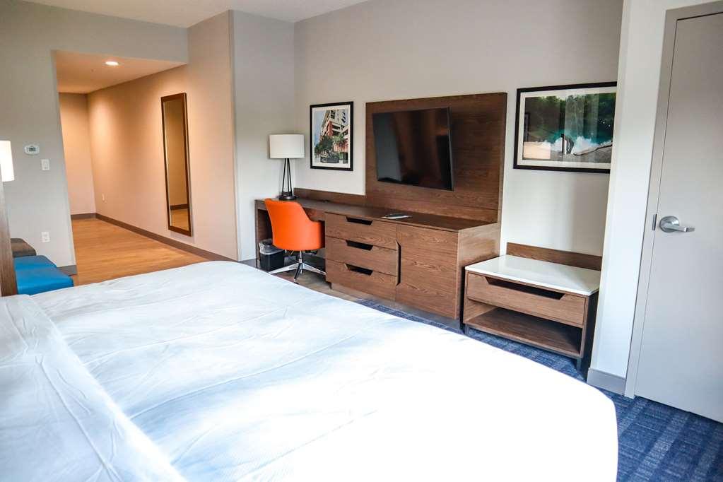 Comfort Suites Gainesville Near University Rum bild