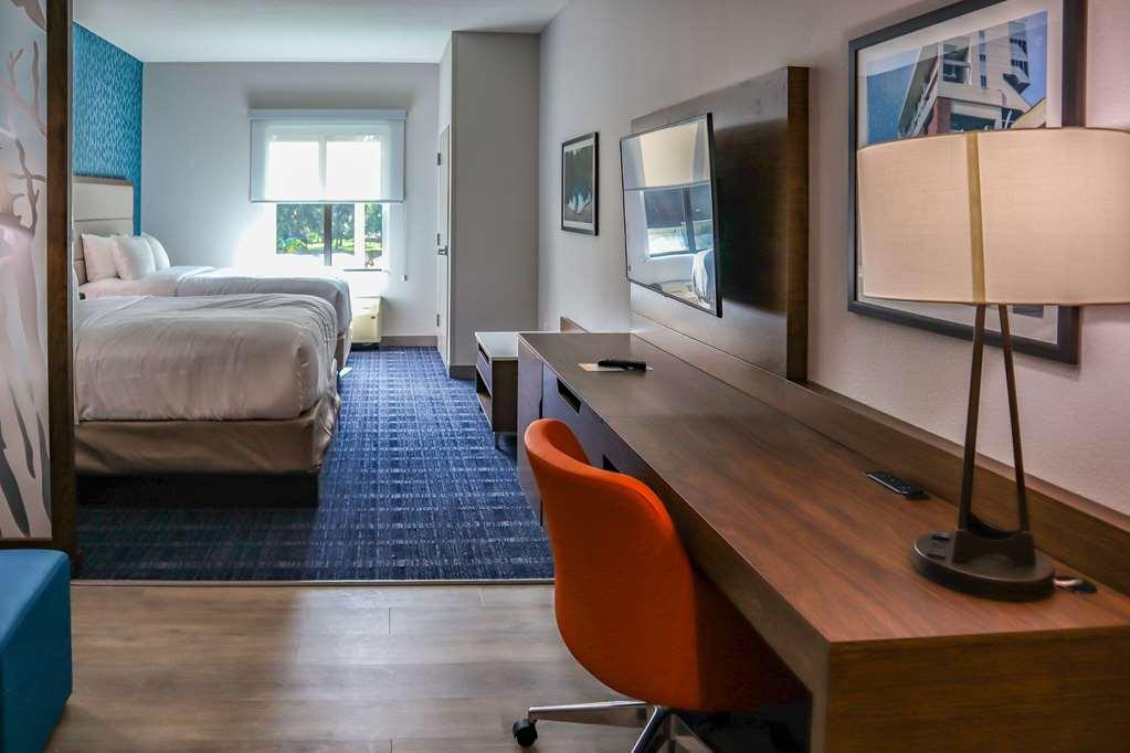 Comfort Suites Gainesville Near University Rum bild