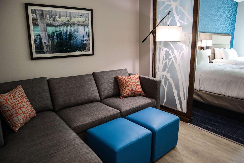 Comfort Suites Gainesville Near University Rum bild
