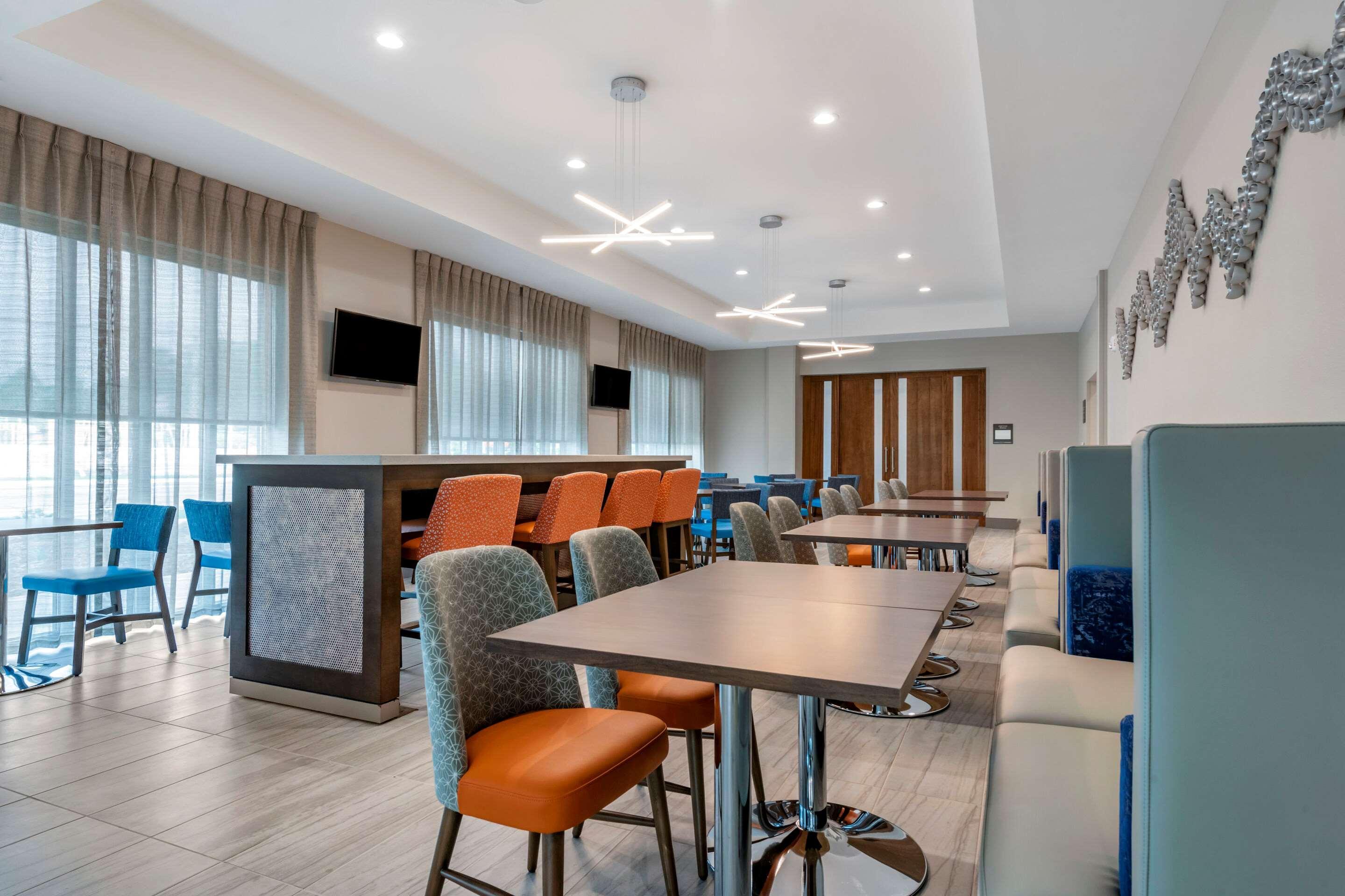 Comfort Suites Gainesville Near University Exteriör bild