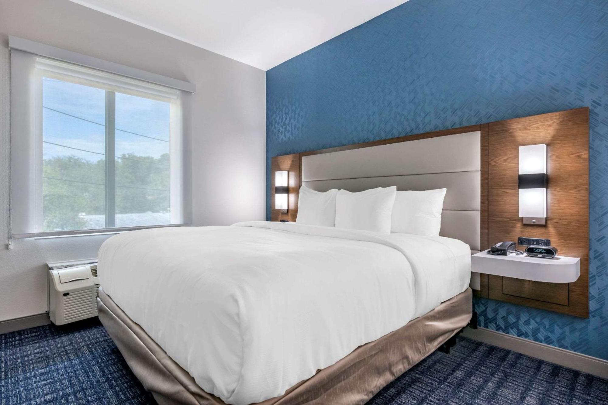 Comfort Suites Gainesville Near University Exteriör bild